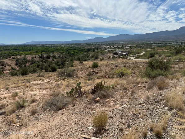 601 S Hillcrest Drive, Clarkdale, AZ 86324