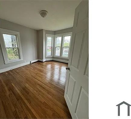 4 bed, $3,600 — Photo 3