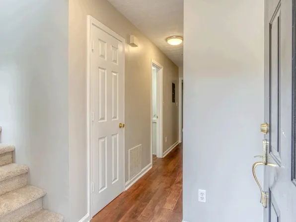 3036 Regal Park Ct, Duluth, GA 30096