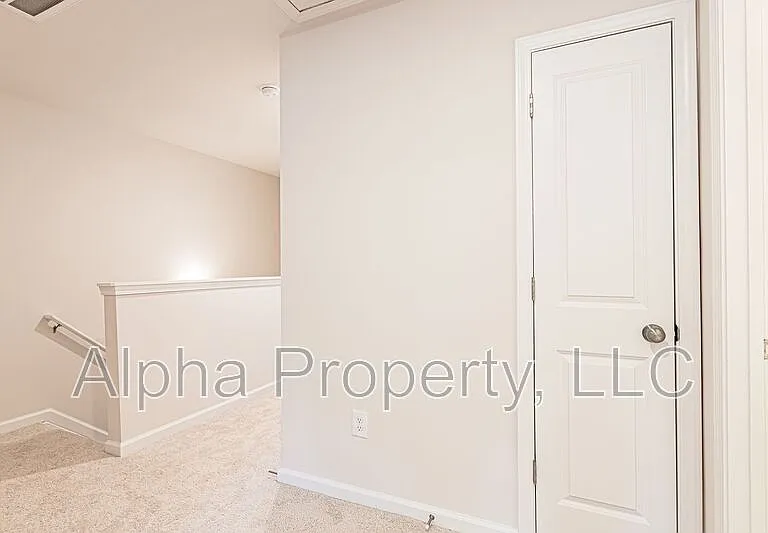 147 Clingstone Trl — Photo 17