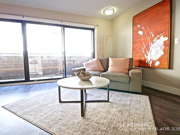 2nd image of 4912 Grand Ave APT 5