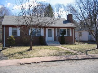 27 McCann Dr, Manchester, CT 06040