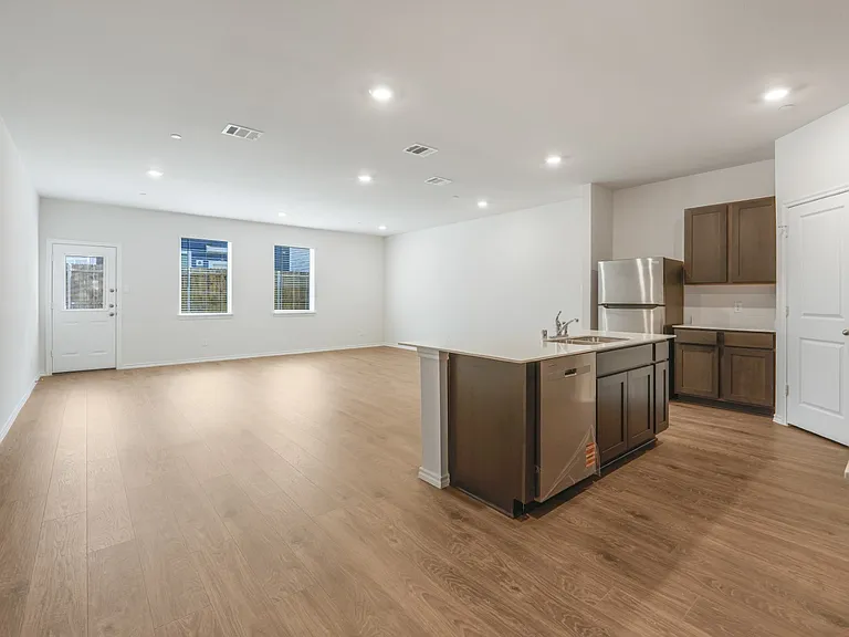 7009 Moonflower Ln — Photo 5