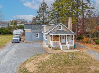2727 Caroline Ave, Schenectady, NY 12306