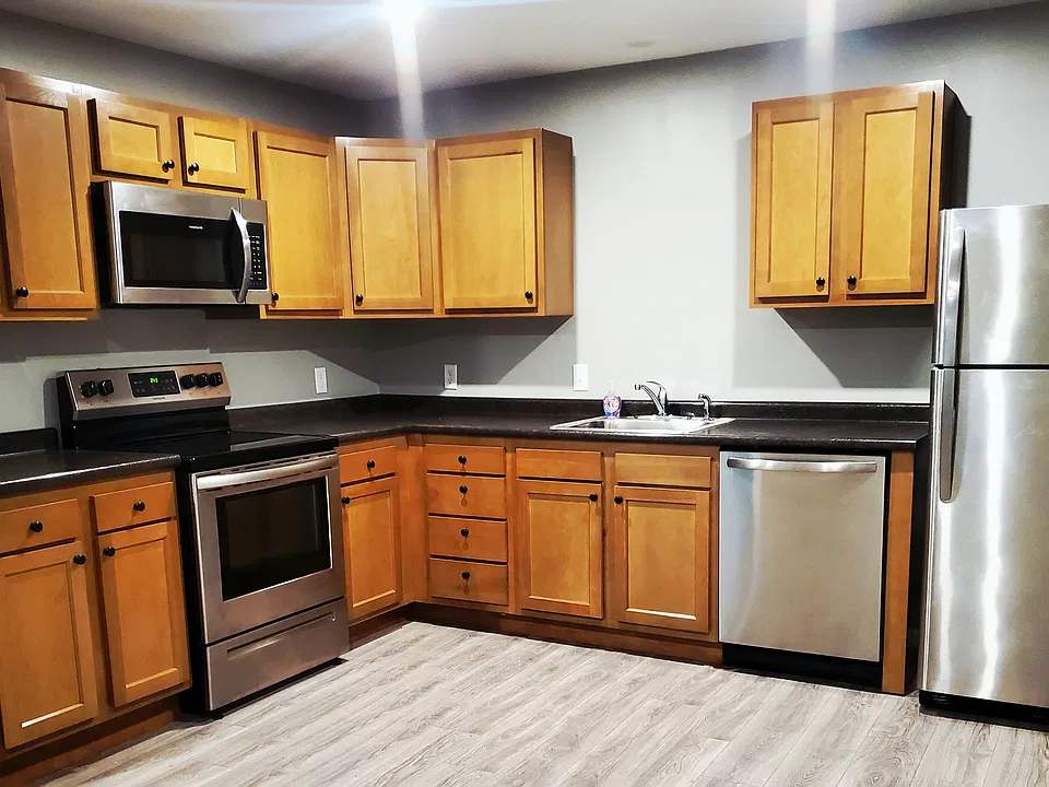 66 S Main St #4