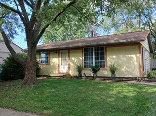 613 Bonnymeade Dr, Champaign, IL