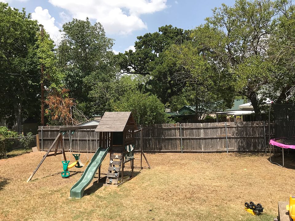 1st image of 604 NW 13th St