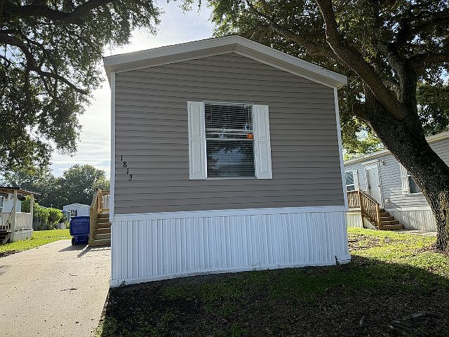 1st image of 1813 La Crosse Ave #255