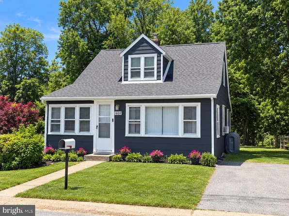 1628 Cherry St, Upper Chichester, PA 19061