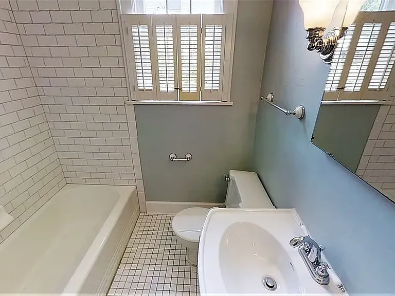 927 Heard Ave — Photo 22