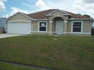 1072 SW Estaugh Ave, Port Saint Lucie, FL 34953