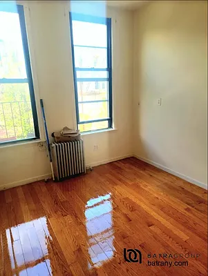 Rented by Batra Group Inc | media 8