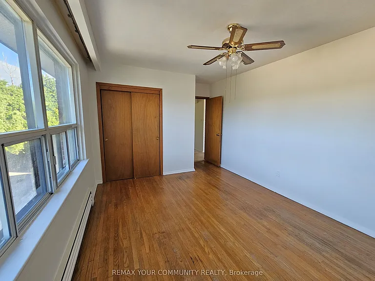 423 Pharmacy Ave #5 — Photo 7