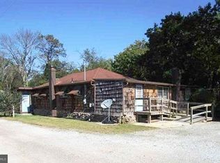 1590 S Browns Dam Dr, New Oxford, PA 17350