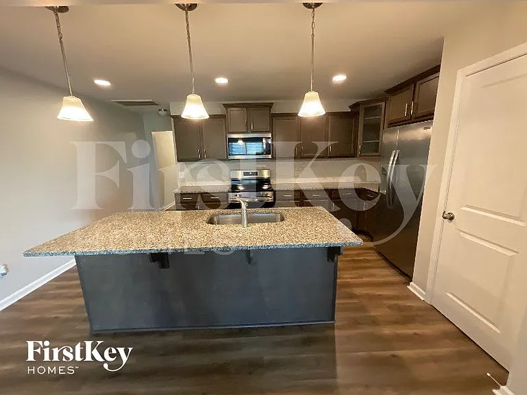 849 Bitting Hall Dr — Photo 5
