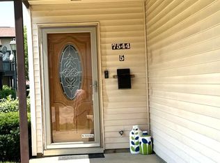 7544 Bristol Ln UNIT 5, Hanover Park, IL 60133