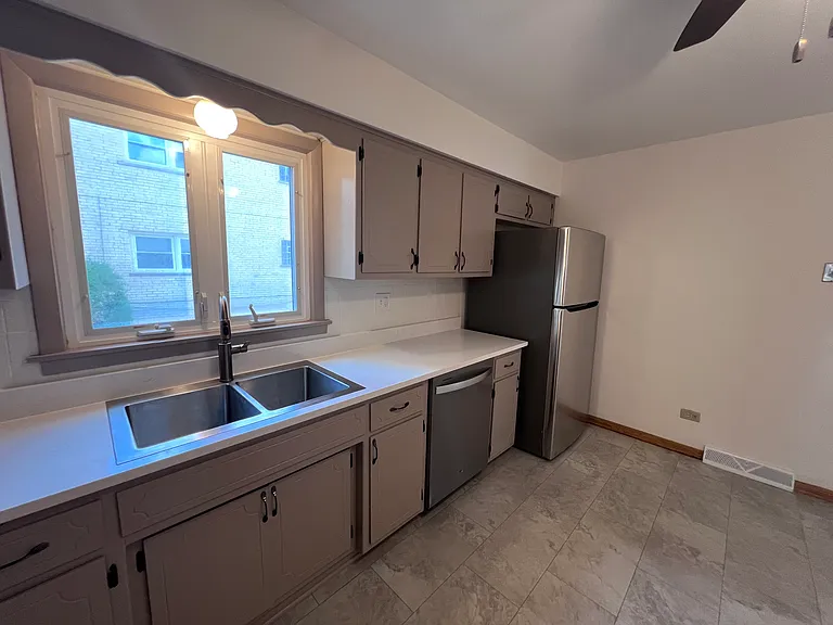 2058 Parkside Dr #1 — Photo 4