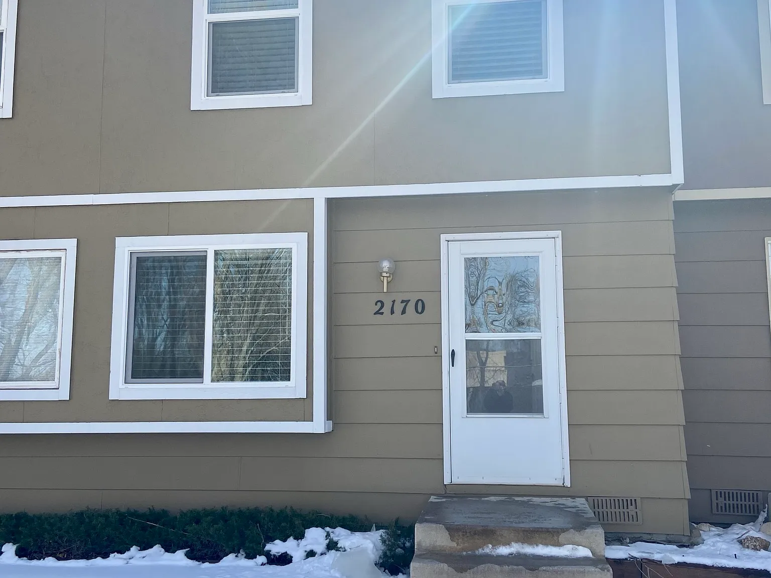 2 bed, 1.5 bath, 992 sqft, $1,550 — Photo 2