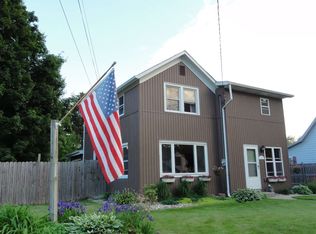 414 W Union St, Rockton, IL 61072