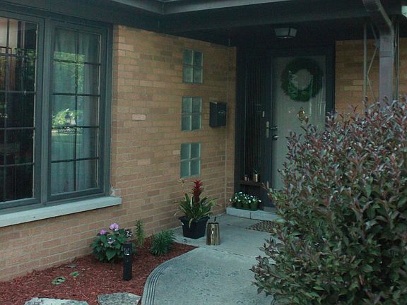 2nd image of 206 Dover Ave