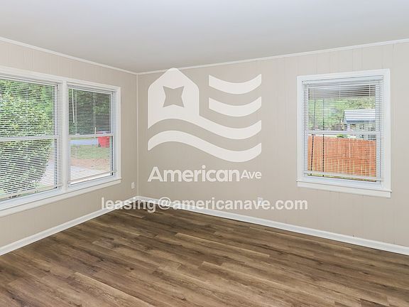 838413_003_wm_-_living_room_13062875.jpg