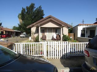 825 R St, Bakersfield, CA 93304