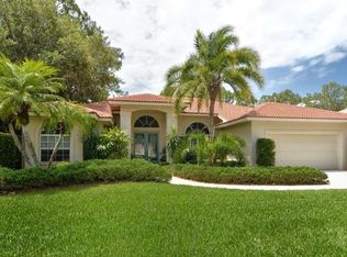 8404 Woodbriar Dr, Sarasota, FL 34238