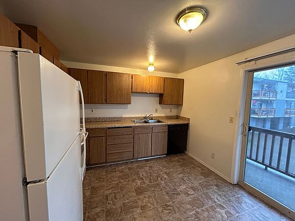 4th image of 705 N 1st St APT A