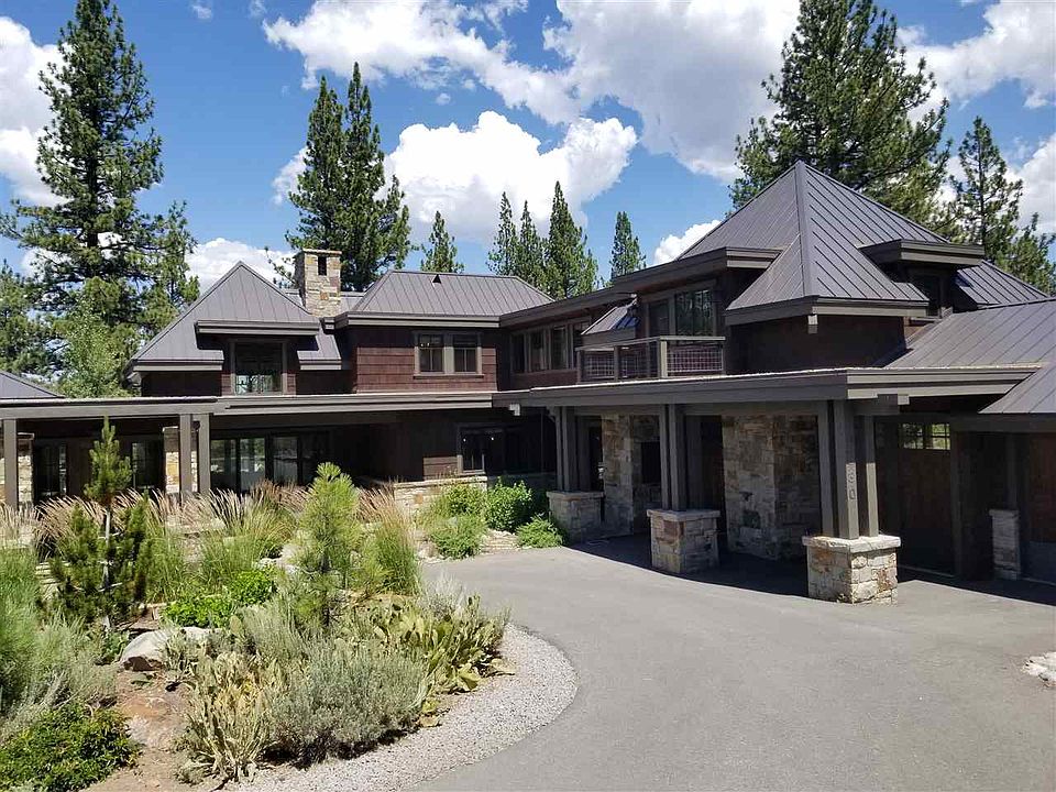 1st image of 9630 Dunsmuir Way