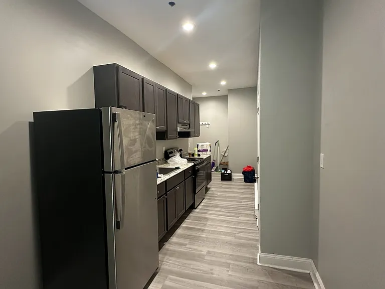 407 Main St #5 — Photo 4