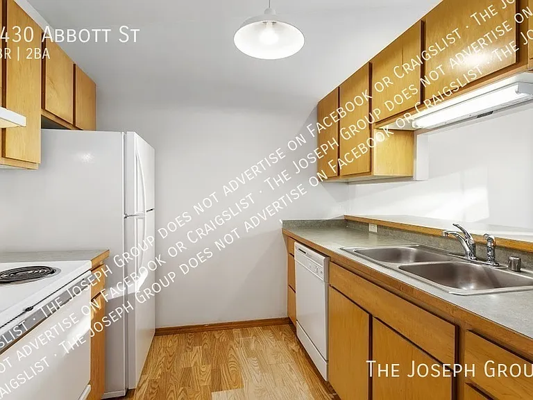 3430 Abbott St — Photo 16