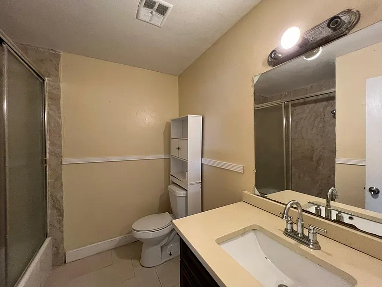 5411 NW 22nd St #5411 — Photo 13