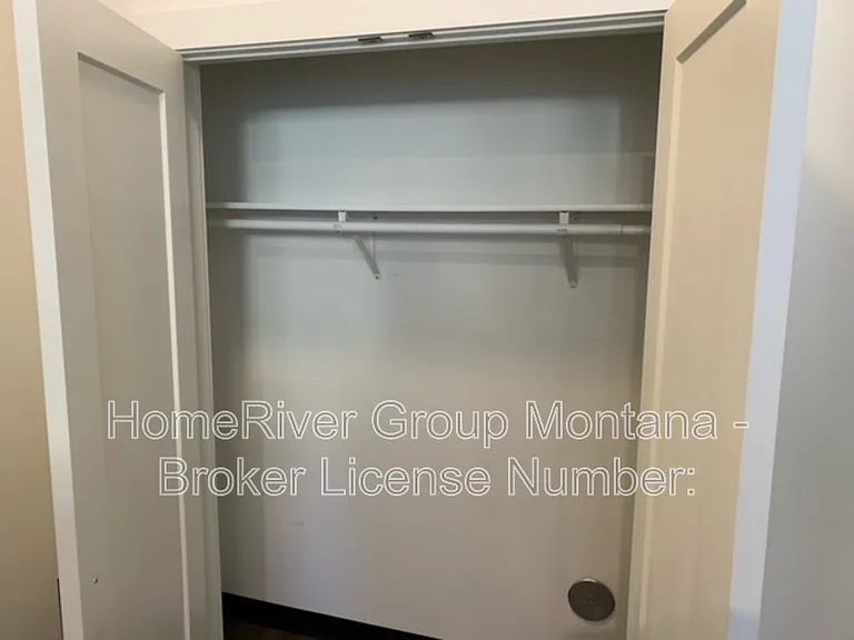 320 Clay St #103 — Photo 12