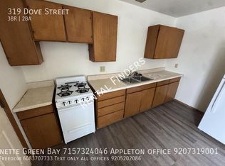 319 Dove St, Oshkosh, WI 54902