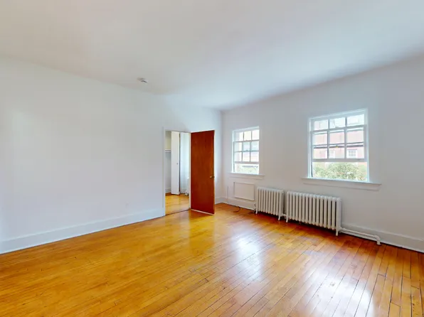 336 East 22nd Street image 3 of 11