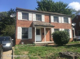17927 Chagrin Blvd, Shaker Heights, OH 44122