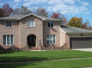 120 Round Trail Rd, West Seneca, NY 14218