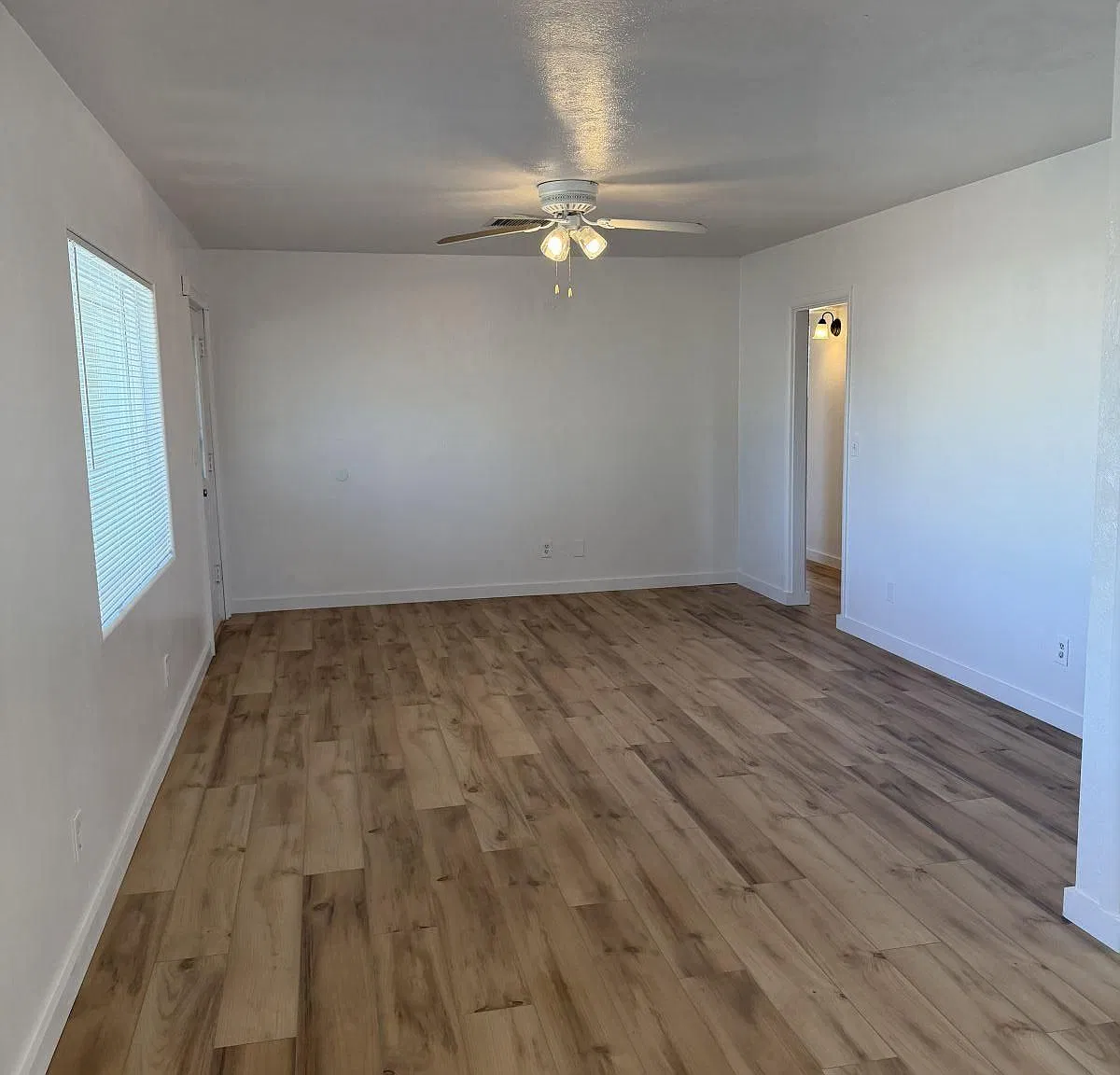 3 bed, 2.0 bath, 1278 sqft, $1,850 — Photo 4