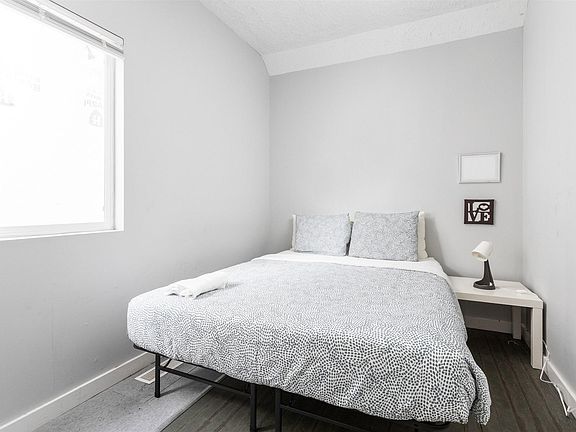 5th image of 1726 S East St #1726