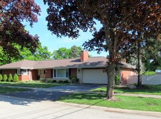501 Parkwood Ave, Park Ridge, IL 60068