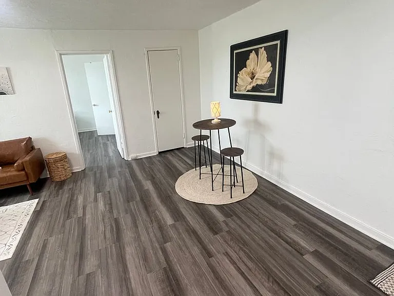 3310 Brownsville Rd — Photo 28