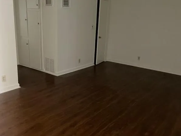 5233 Riverton Ave APT 4, North Hollywood, CA 91601