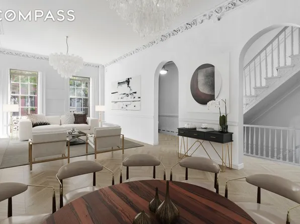 73 Washington Place image 1 of 9