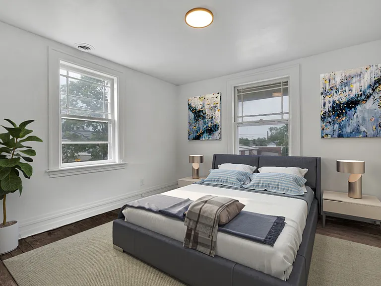808 Vine St #3 — Photo 4