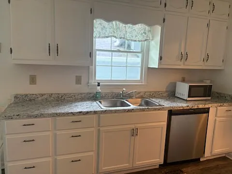 25 Freestone Dr — Photo 9