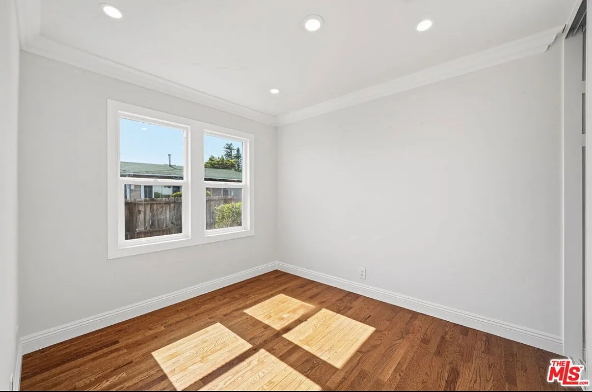 2 bed, 800 sqft, $2,950 — Photo 4