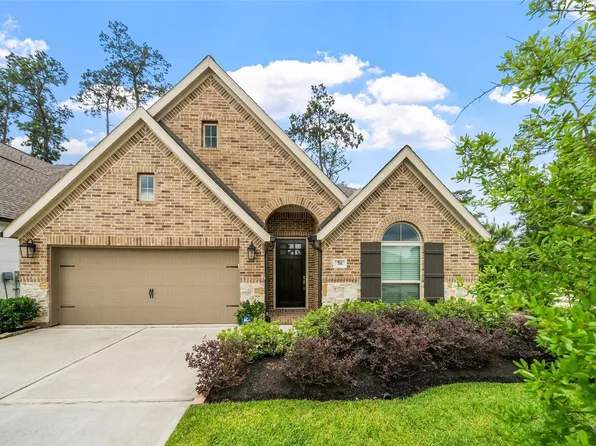 704 Fall Rock Branch Dr, Conroe, TX 77304