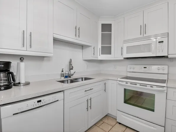 3575 S Ocean Boulevard #205, South Palm Beach, FL 33480