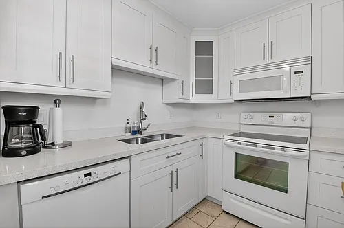 3575 S Ocean Blvd Photo 1