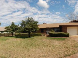 5435 Ming Dr, Belle Isle, FL 32812